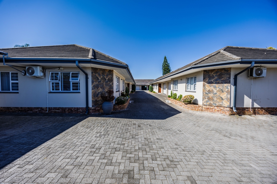 2 Bedroom Property for Sale in Beacon Bay Eastern Cape